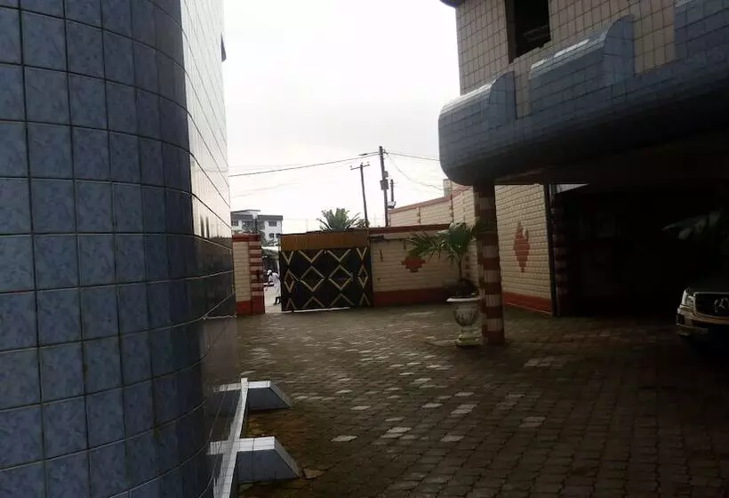 Afrique Hotel Douala Airport