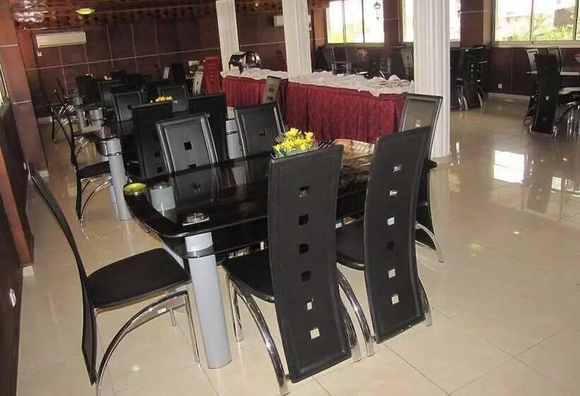 Afrique Hotel Douala Airport