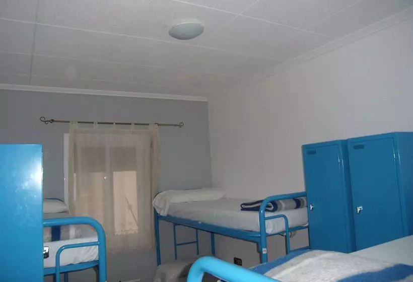 Bedcelona Barceloneta Beach Club & Rooms Hostel