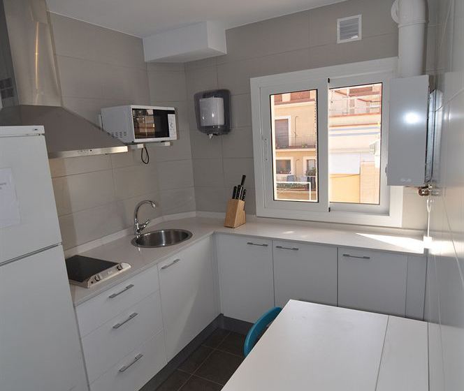 Bedcelona Barceloneta Beach Club & Rooms Hostel