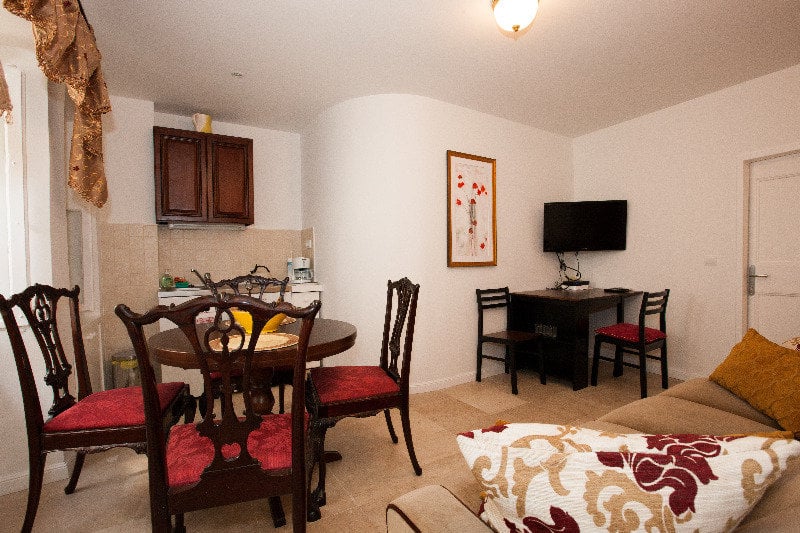 City Center Sunset Apartments