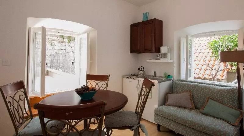 City Center Sunset Apartments