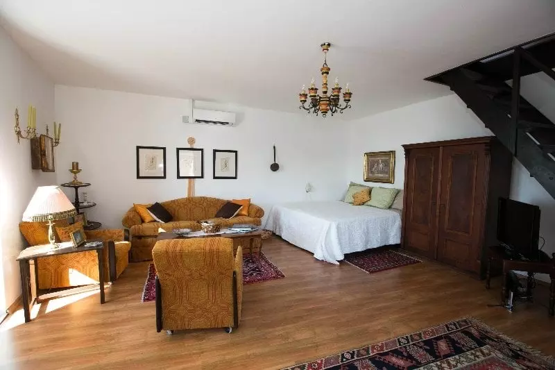 City Center Sunset Apartments