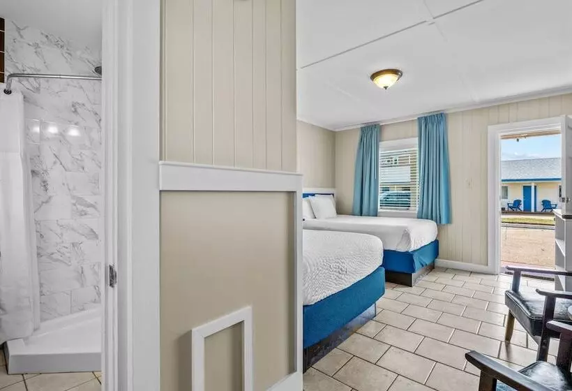 Dolphin Oceanfront Motel   Nags Head