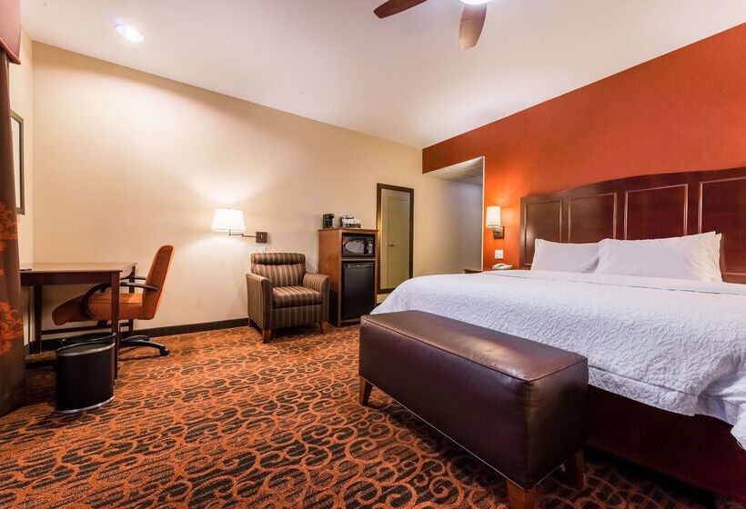 Hampton Inn & Suites Bouldernorth