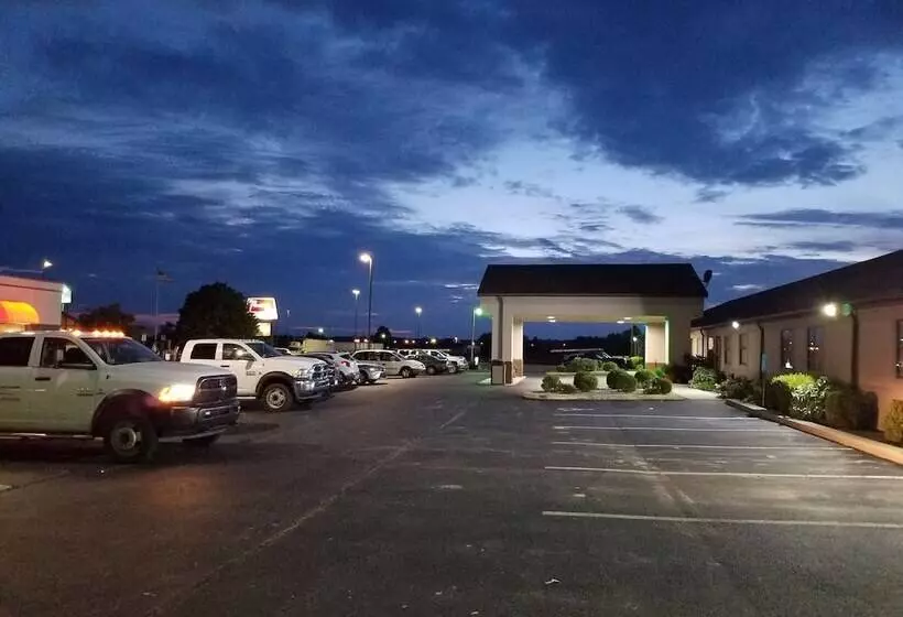 酒店 Briarwood Inn