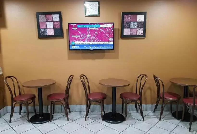 酒店 Briarwood Inn