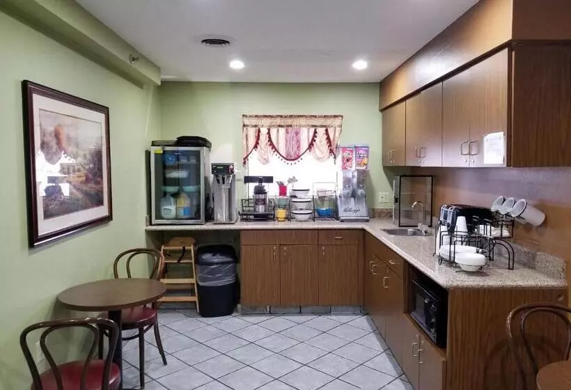 酒店 Briarwood Inn