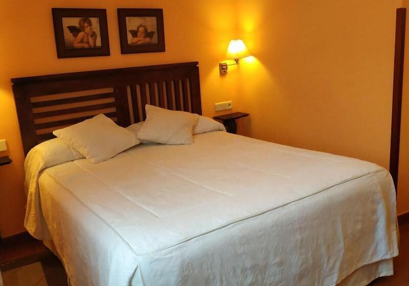 هتل Casa Rural San Antón