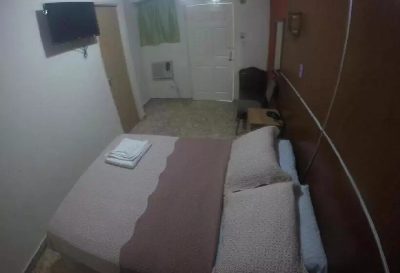 Отель Discovery