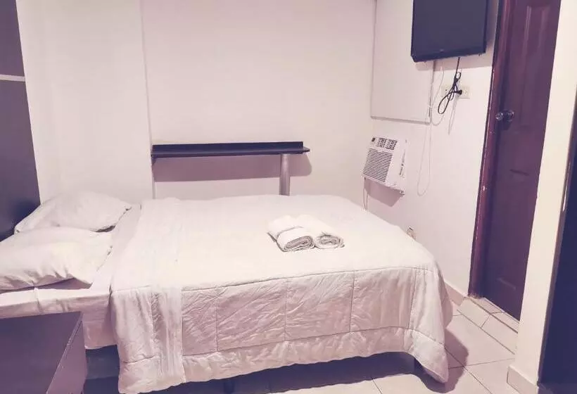 Отель Discovery