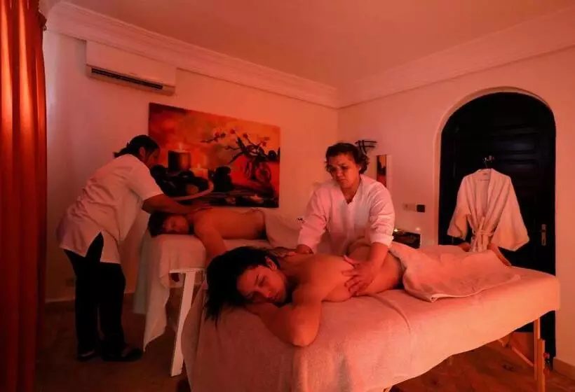 ホテル Domaine Du Douar