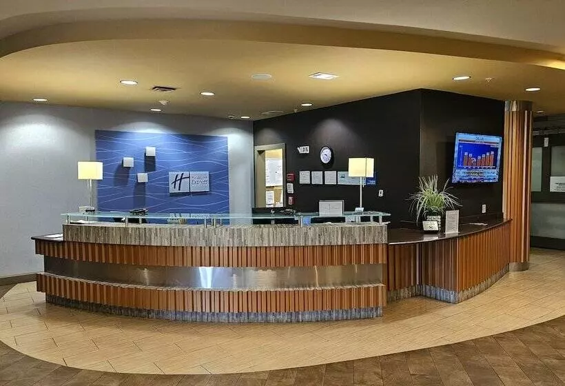 호텔 Holiday Inn Express & Suites Perry National Fairground Area, An Ihg