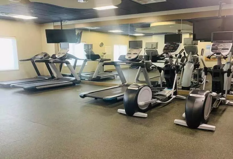 호텔 Holiday Inn Express & Suites Perry National Fairground Area, An Ihg