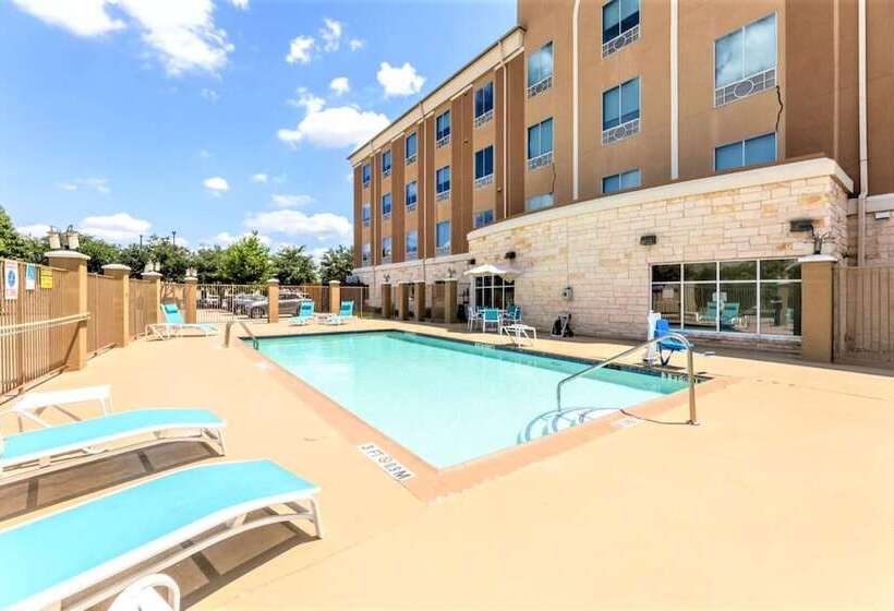 فندق Holiday Inn Express & Suites Houston East   Baytown By Ihg