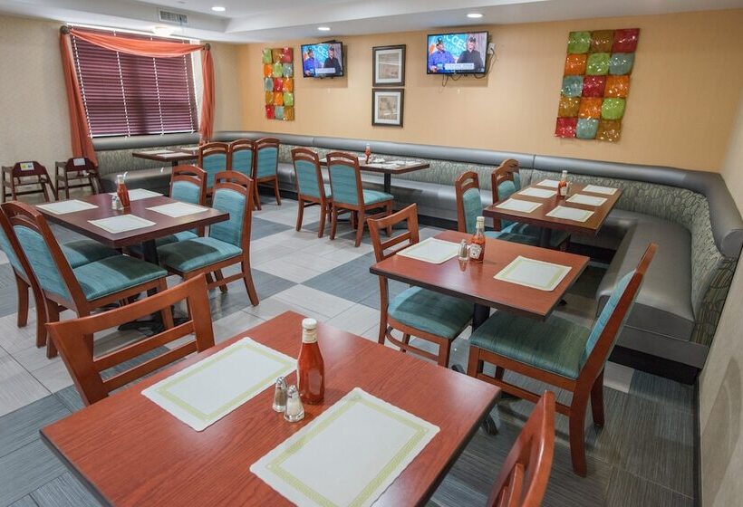 فندق Holiday Inn New Yorkjfk Airport Area