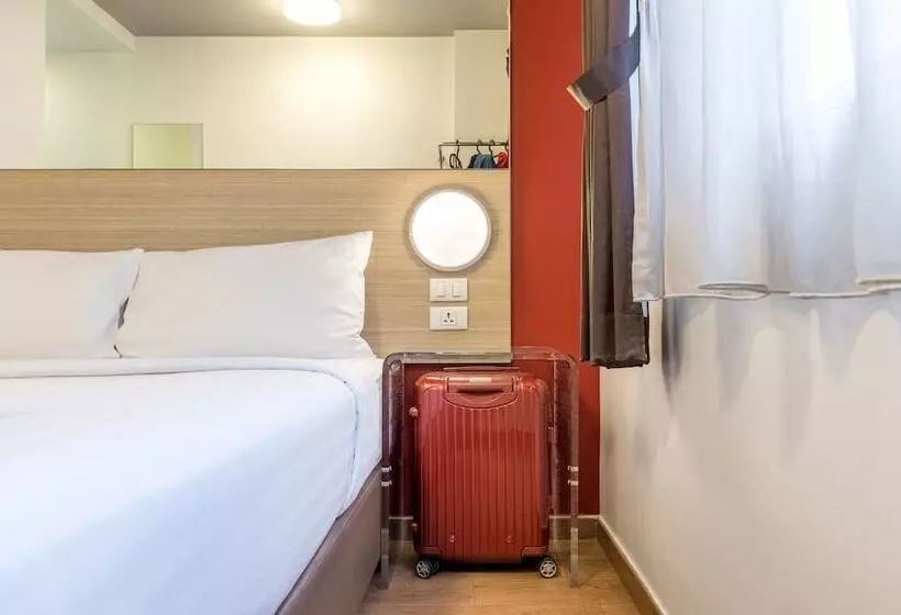 ホテル Red Planet Bangkok Asoke   Sha Extra Plus