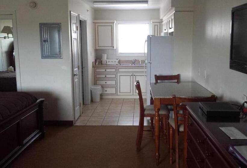 Отель Shore Stay Suites