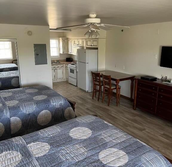 Отель Shore Stay Suites