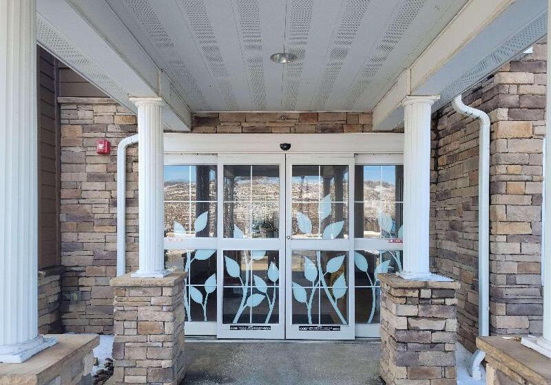 酒店 Sleep Inn & Suites Steubenville At The University