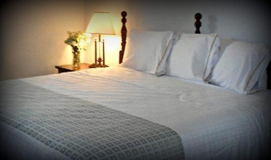 The Aurora Inn Hotel And Event Center