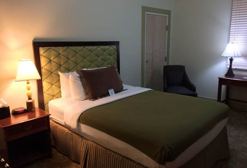 Отель The Murray