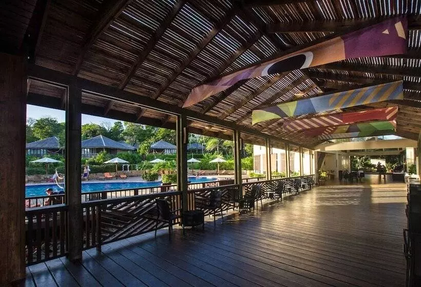 Media Luna Resort & Spa