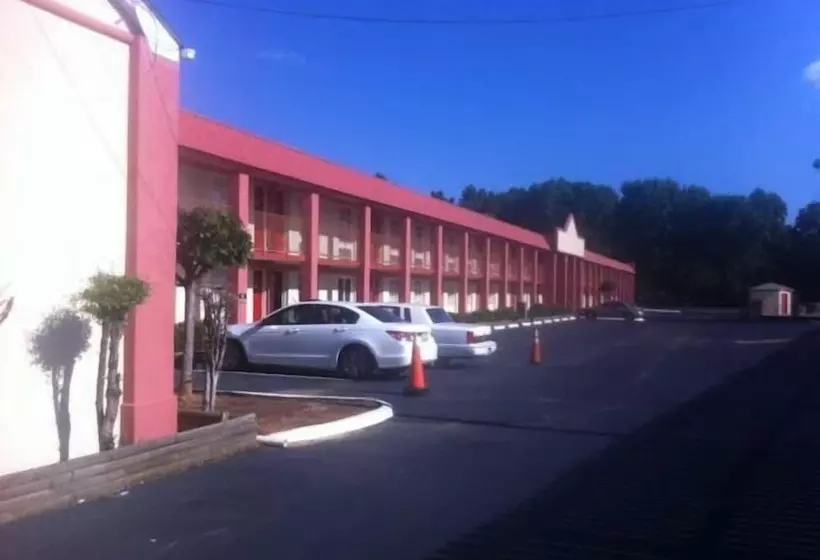 モーテル Budget Inn