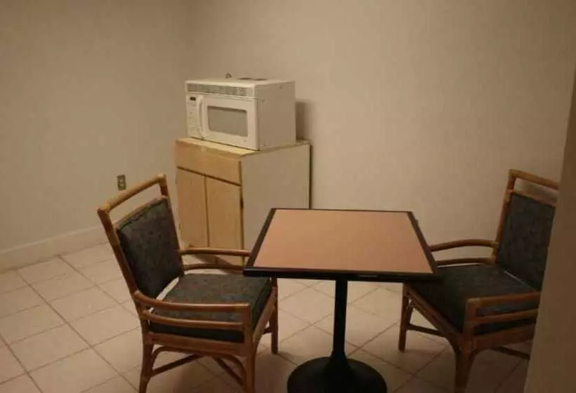 モーテル Budget Inn