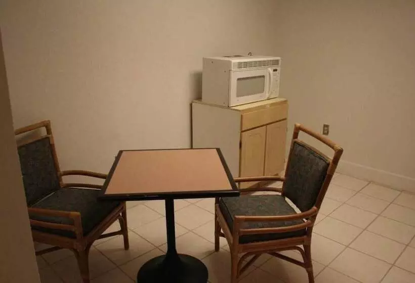 モーテル Budget Inn