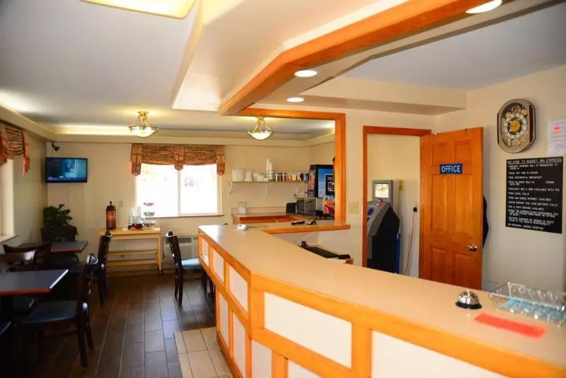 모텔 Budget Inn Express