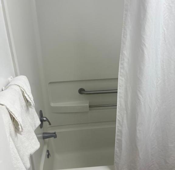 فندق على الطريق Coastal Inn   Ocean City