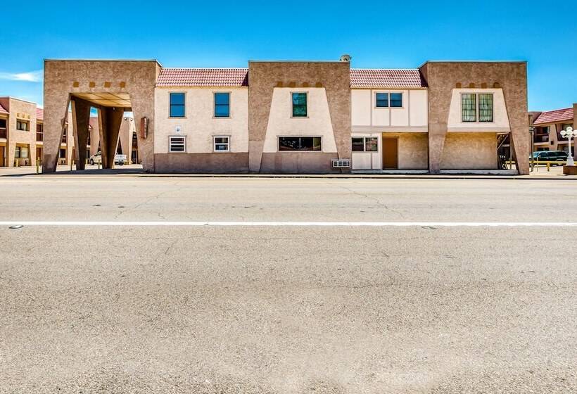 فندق على الطريق Express Inn & Suites Groesbeck