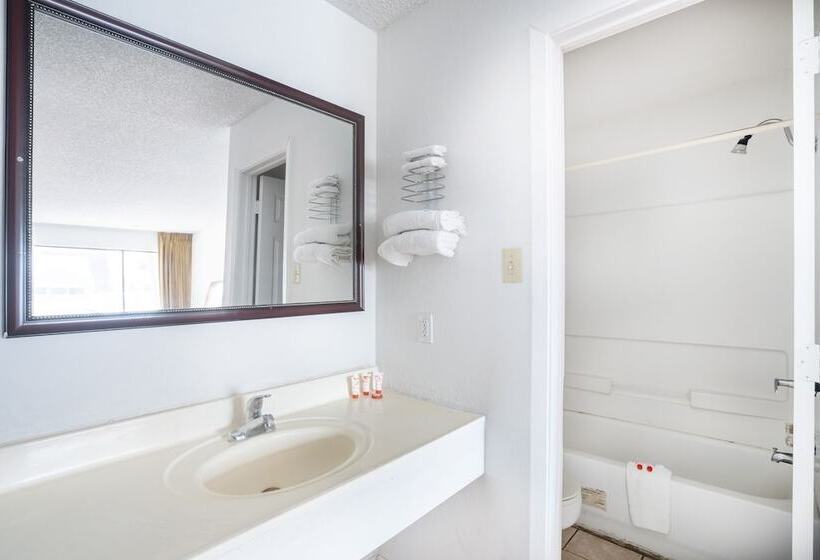 فندق على الطريق Express Inn & Suites Groesbeck