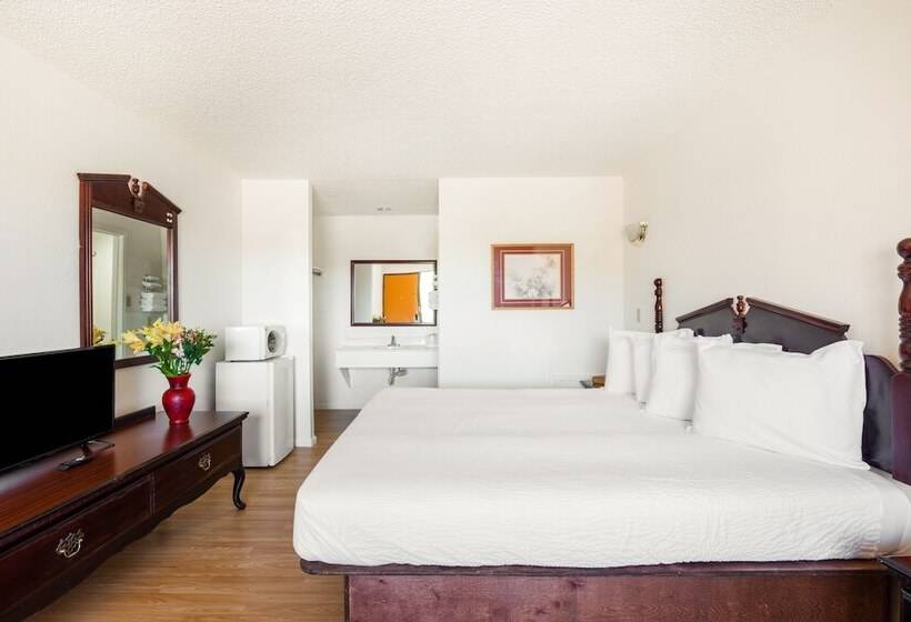 فندق على الطريق Express Inn & Suites Groesbeck