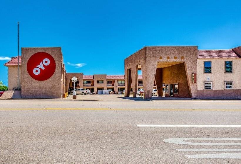 فندق على الطريق Express Inn & Suites Groesbeck