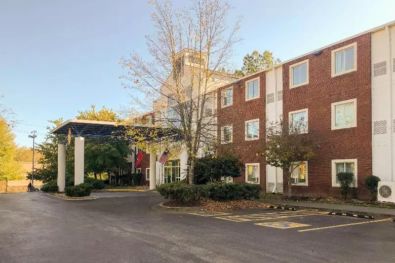 Motelli Sleep Inn & Suites Pigeon Forge Downtown