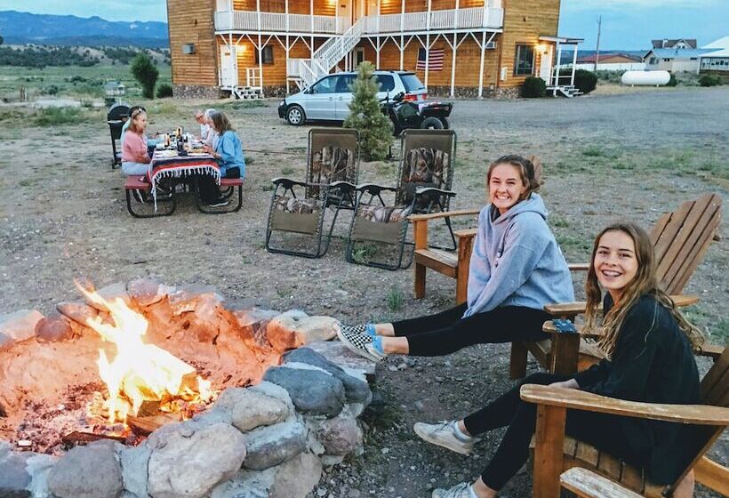 אתר נופש The Riverside Ranch Motel And Rv Park Southern Utah