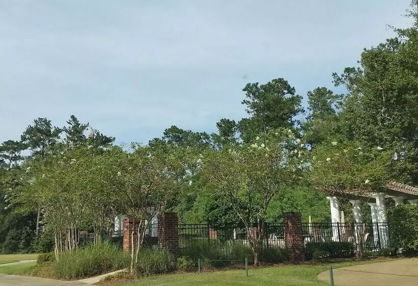 The Villas At Carter Plantation