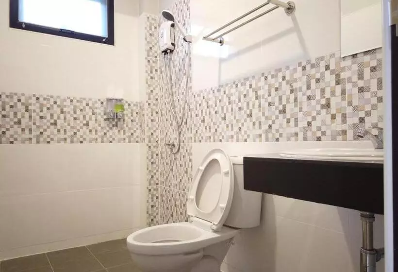 リゾートホテル เดอะเบสรีสอร์ทพัทลุง