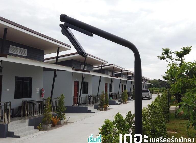 リゾートホテル เดอะเบสรีสอร์ทพัทลุง