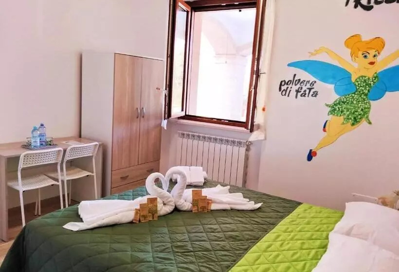 تختخواب و صبحانه Il Villaggio Delle Fate