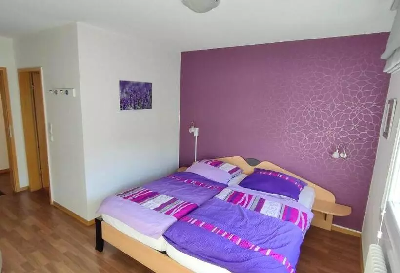 تختخواب و صبحانه Pension Sauerland