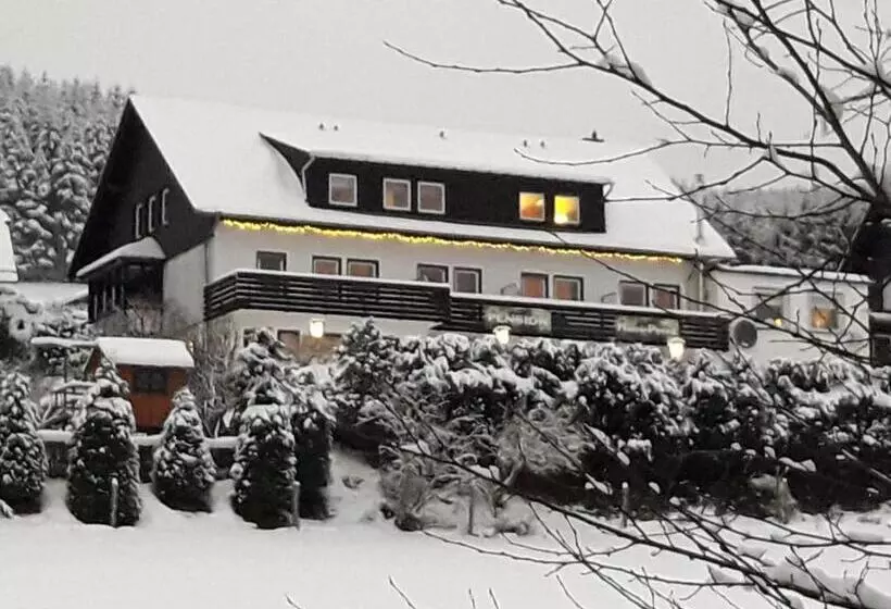 تختخواب و صبحانه Pension Sauerland
