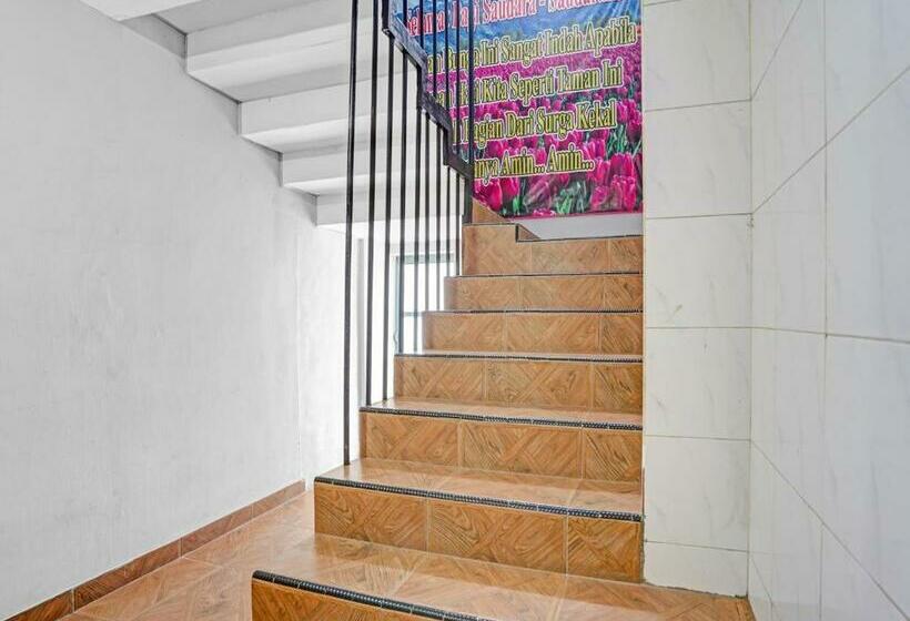 酒店 Capital O 90783  Ayeng Mandiri