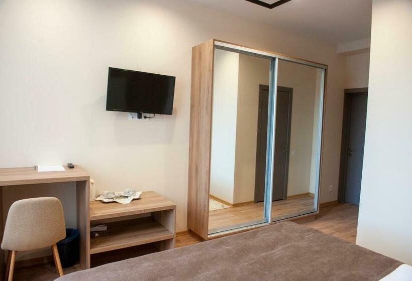 Lotus Hotel Chisinau