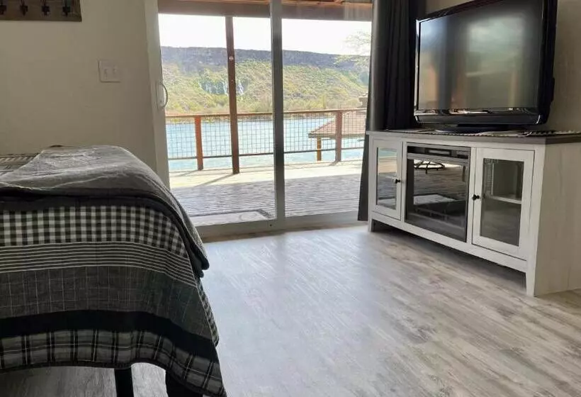 ペンション 1,000 Springs Riverhouse