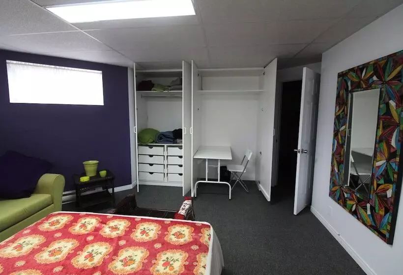 Majatalo Room In Guest Room   Gandhi Very Large Room Decorated In Indian Style, Office Space And Sofa