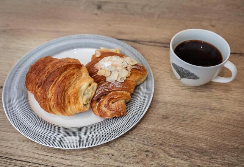 Swallows Nest Bed And Breakfast