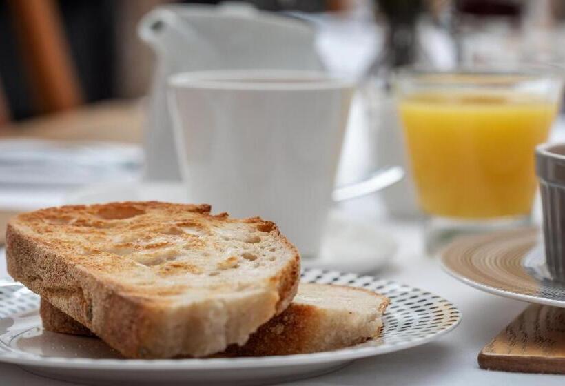 Swallows Nest Bed And Breakfast